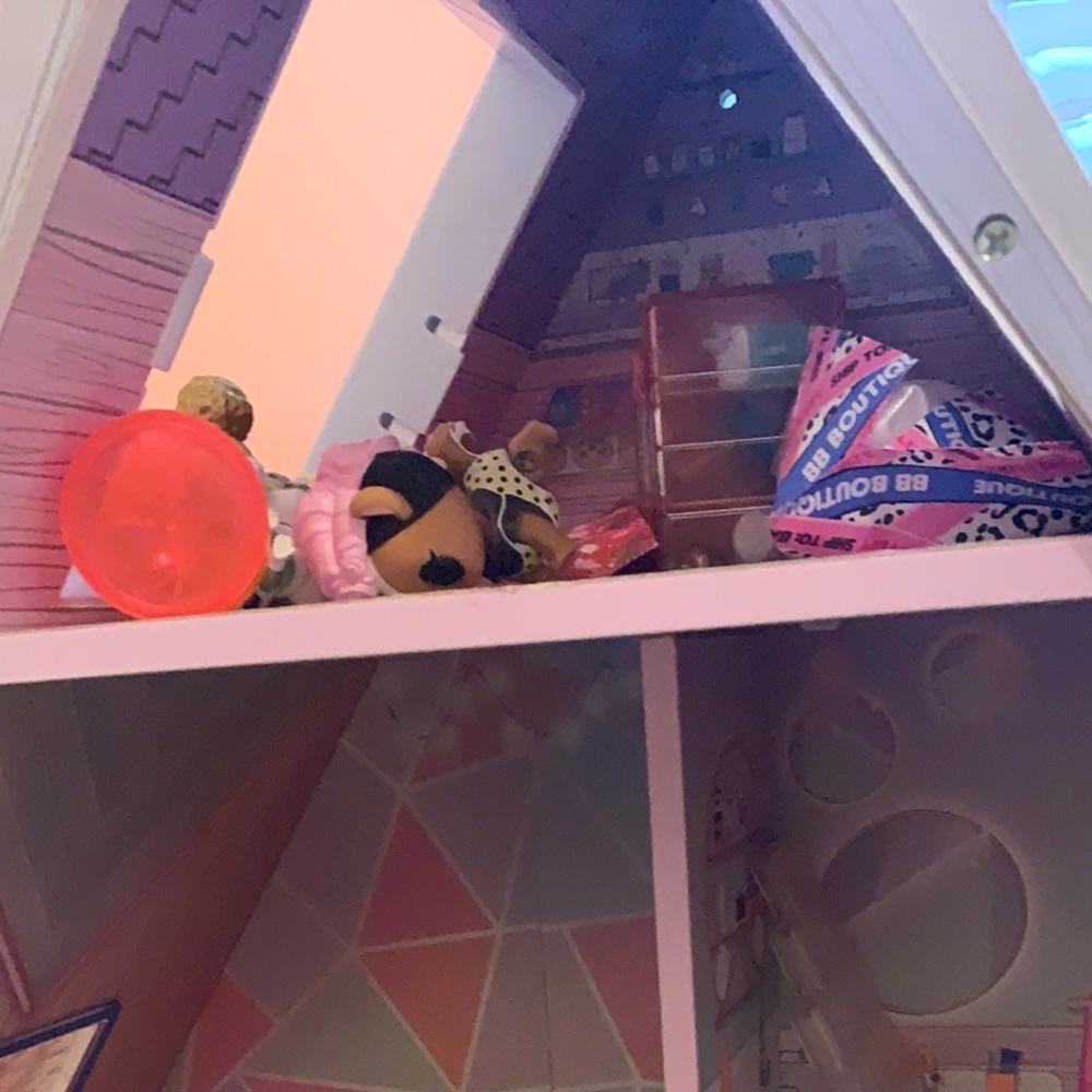 LOL Surprise Winter Disco Chalet House